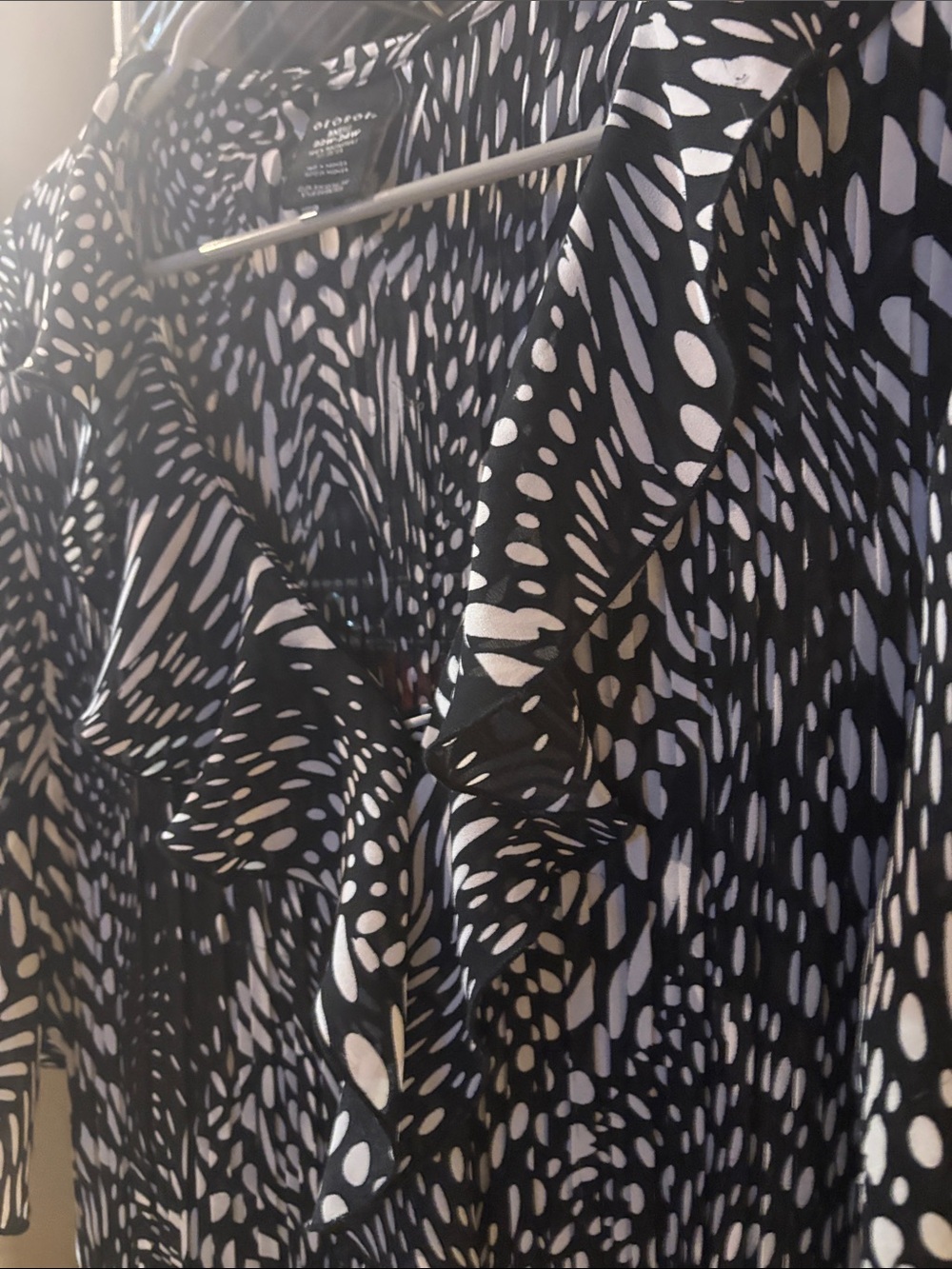 George Black & White Ruffle-Front Printed Blouse - Picture 4 of 10